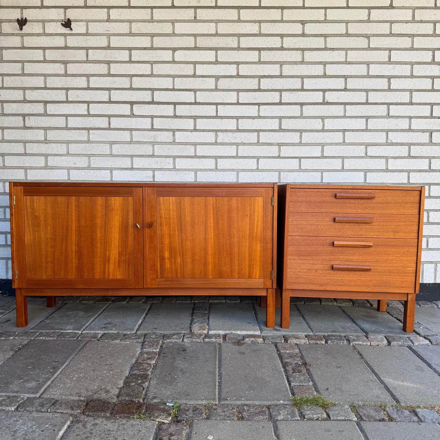 Sideboard ”Domi Monté” av Nils Jonsson för Troeds