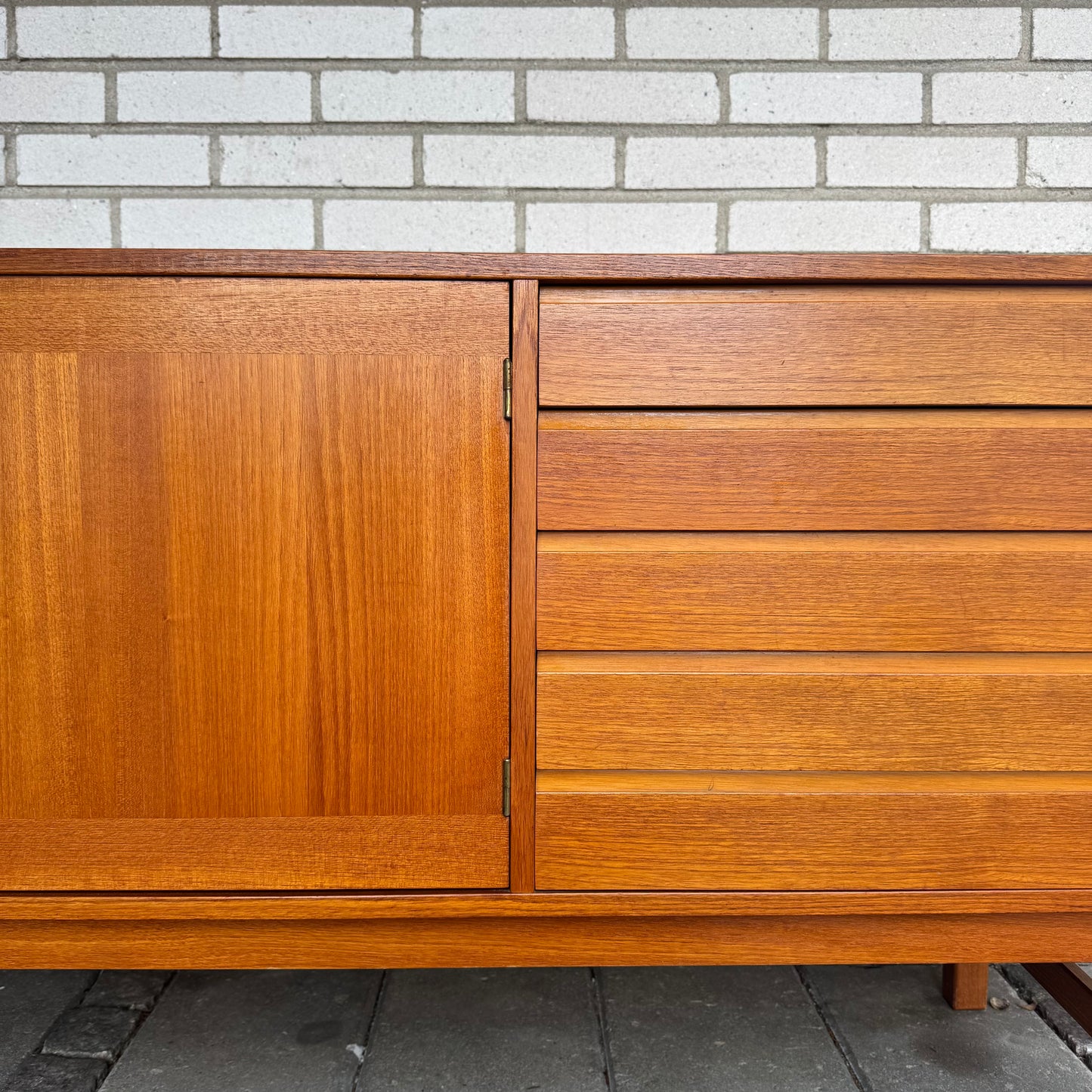 Sideboard i teak