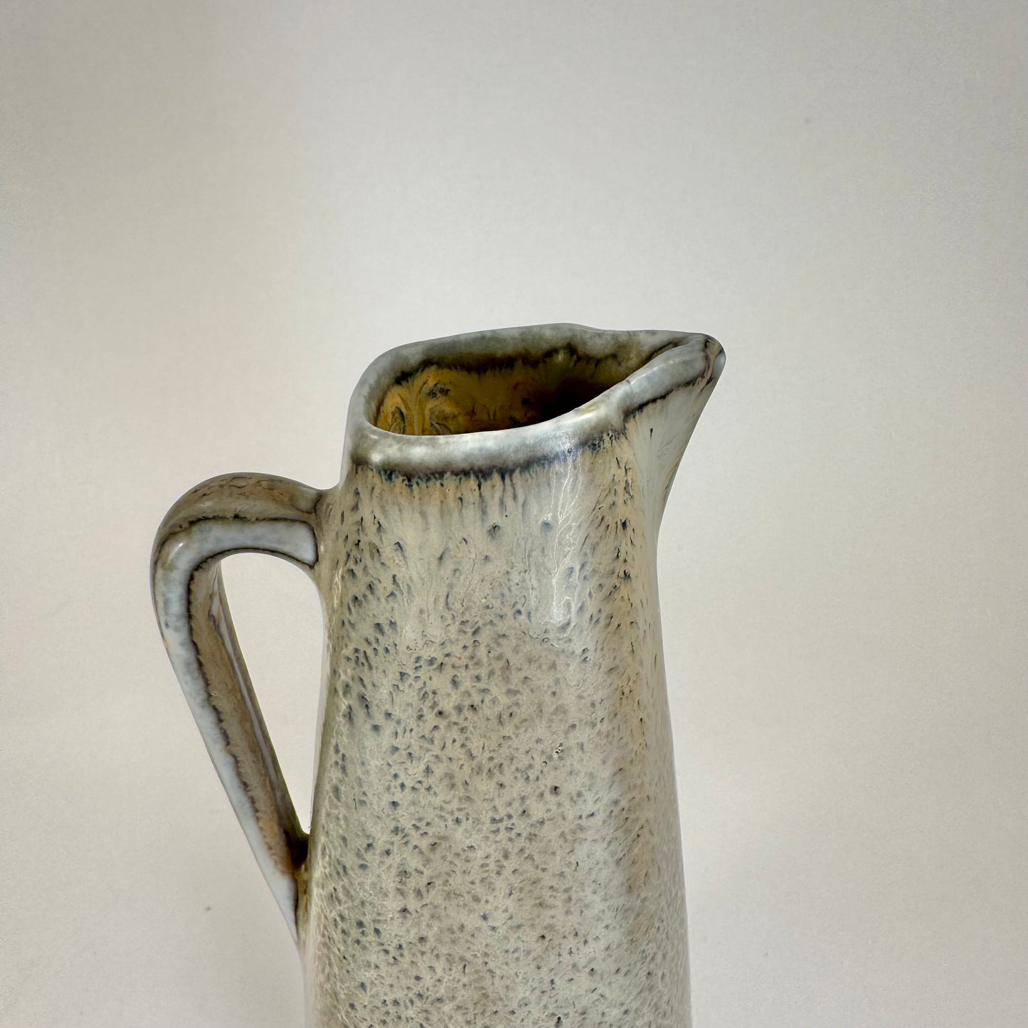 Jug in stoneware by Gunnar Nylund