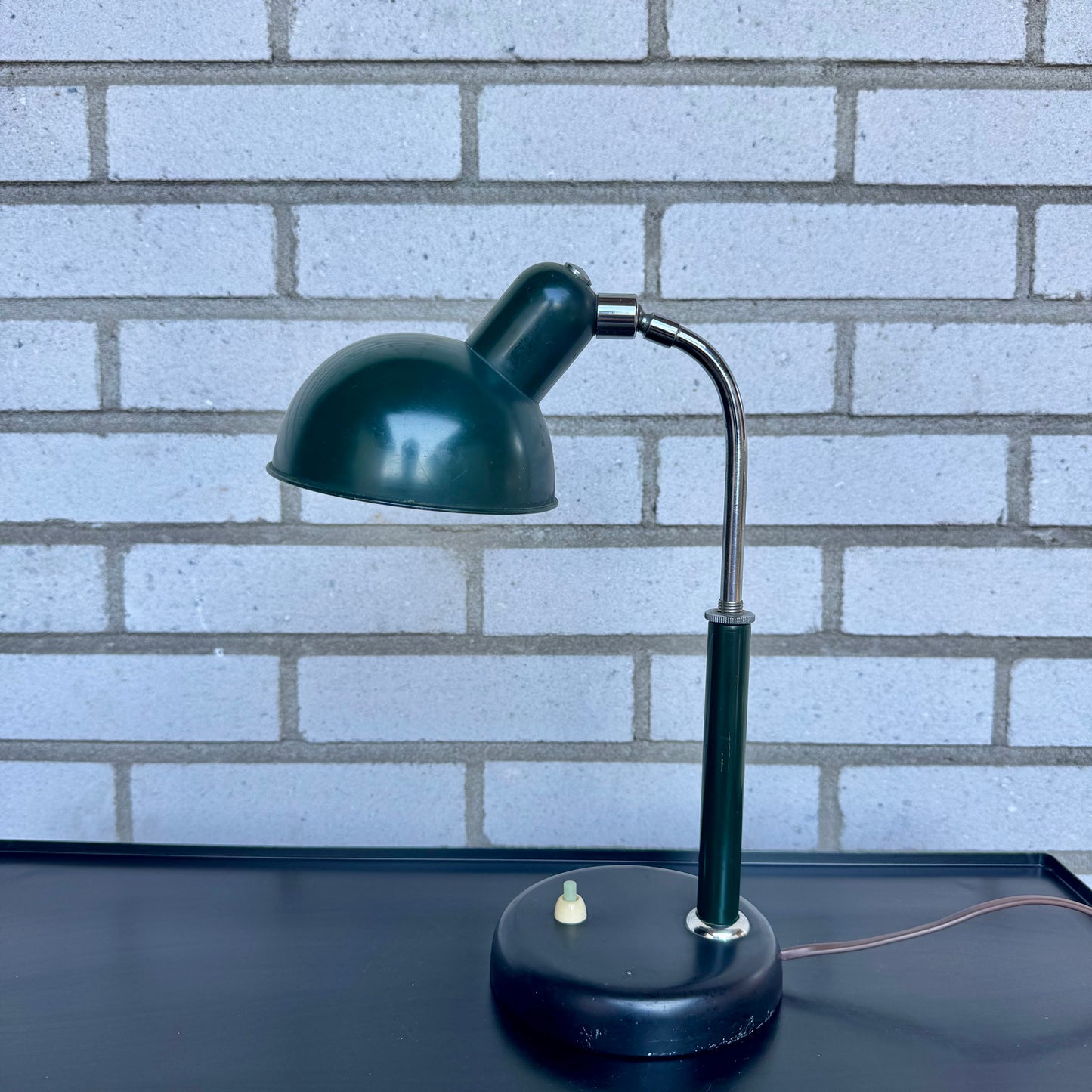 Bordslampa från Bröderna Malmströms metallvarufabrik