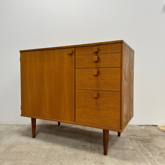 Sideboard från serien Contenta