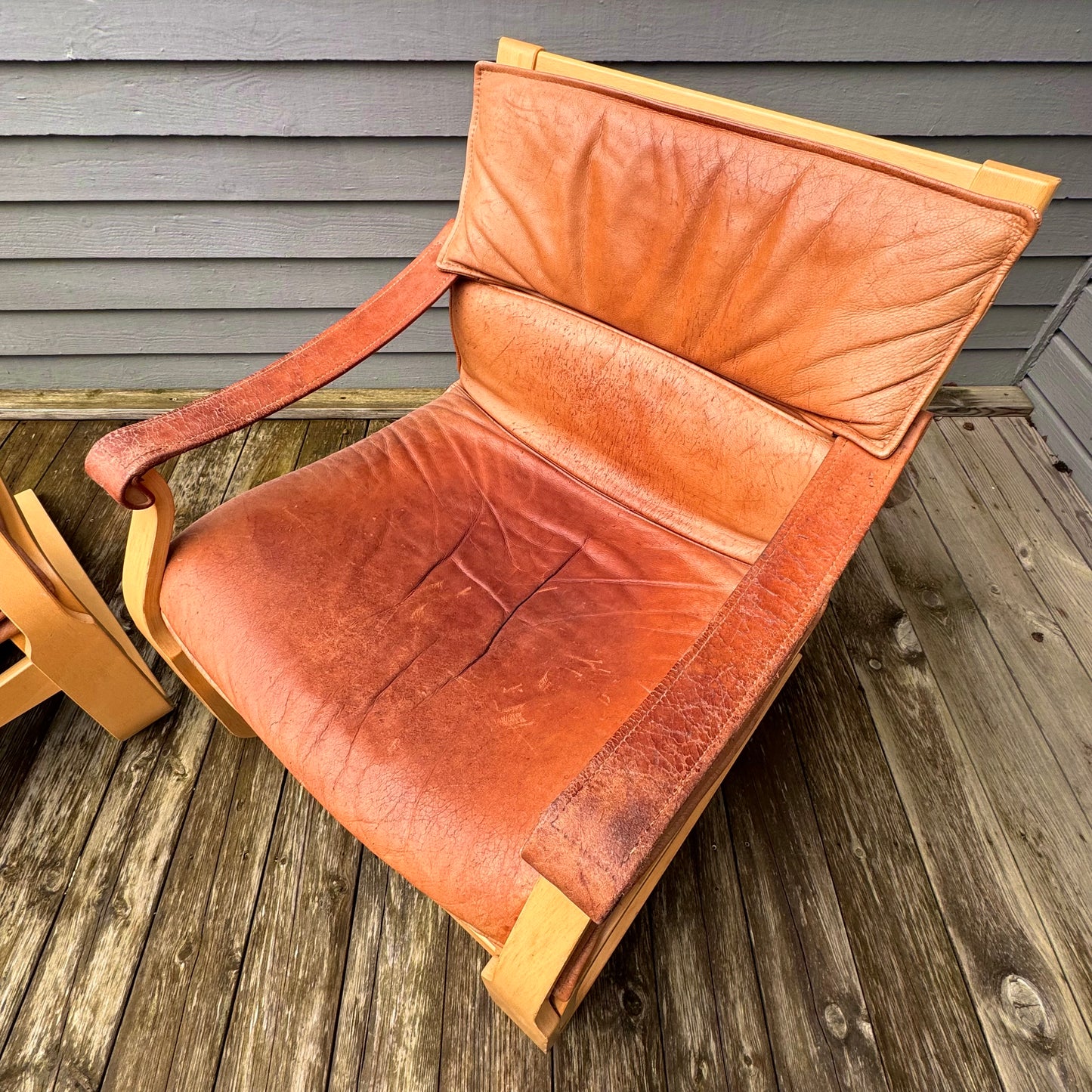 Pair of lounge chairs by Åke Fribytter for Nelo Kroken