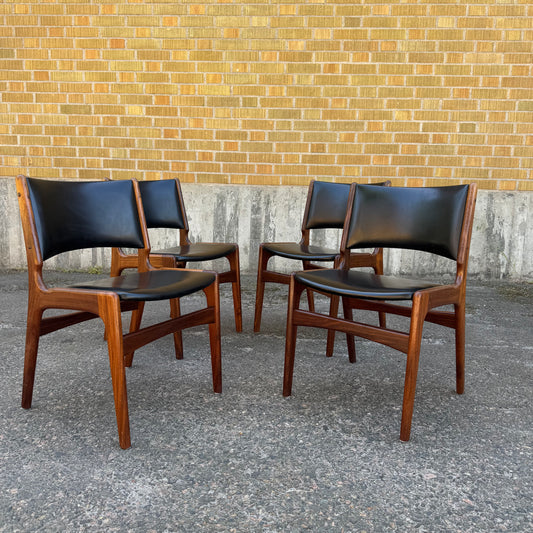 Set med 4st stolar ”Modell 89” av Erik Buch