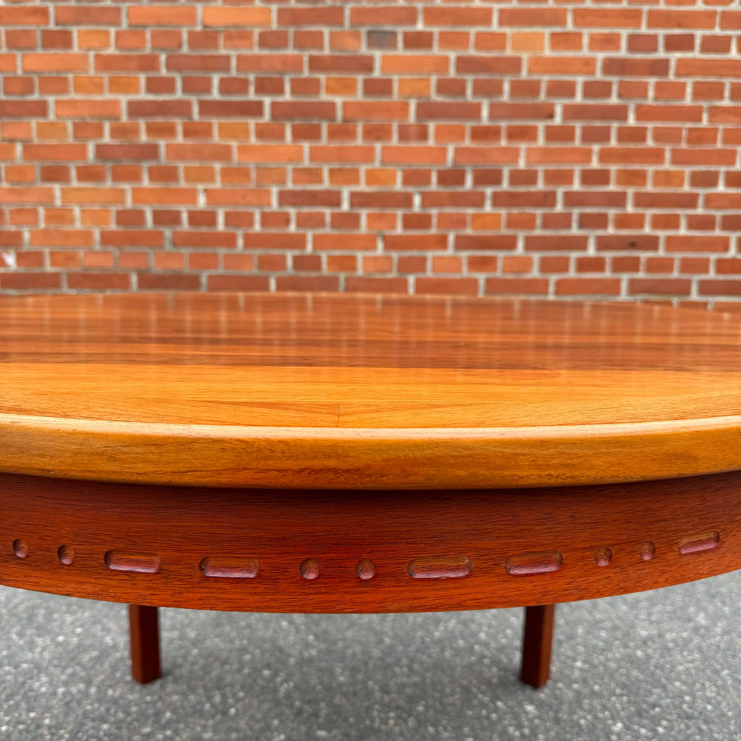 Dining table by Troeds Bjärnum