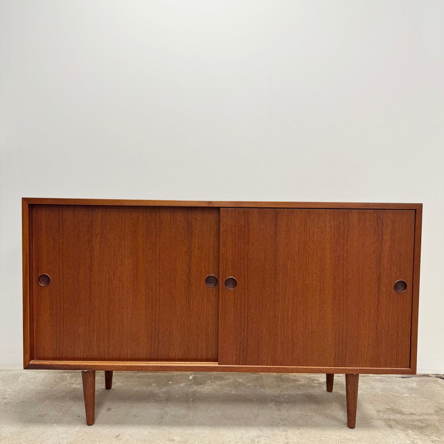 Sideboard av Børge Mogensen för Karl Andersson & Söner