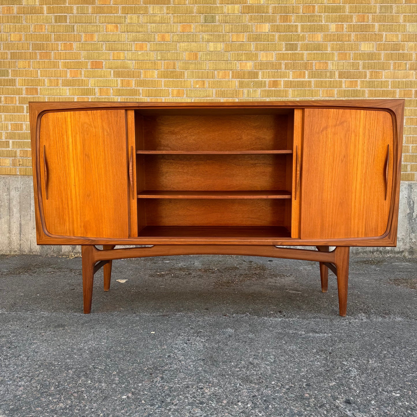 Sideboard av Tage Møholm för Aerthøj Jensen & Mølholm