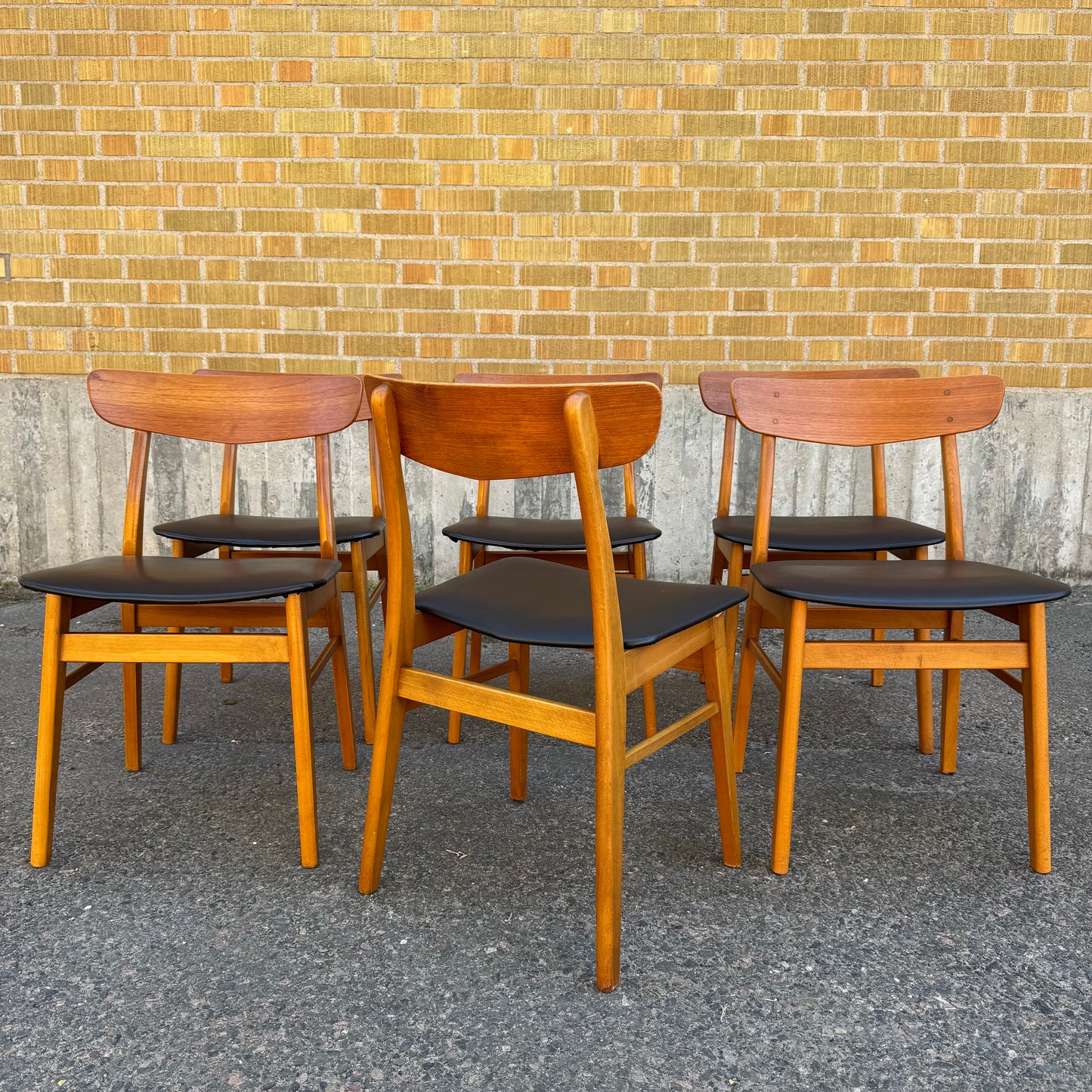 Set med 6st stolar från Findahls Møbelfabrik