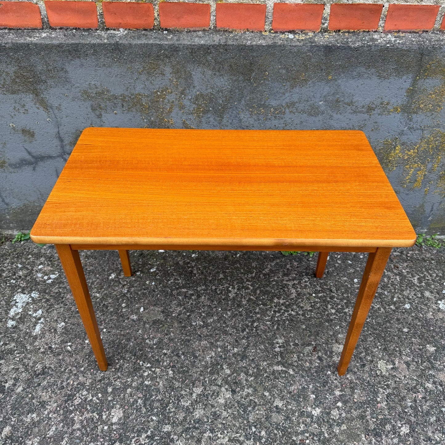 Side table in teak and beech