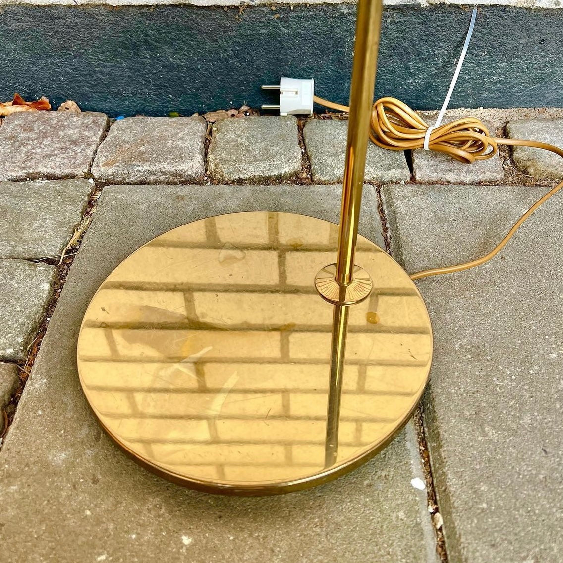 Brass floor lamp G-075 by Eje Ahlgren