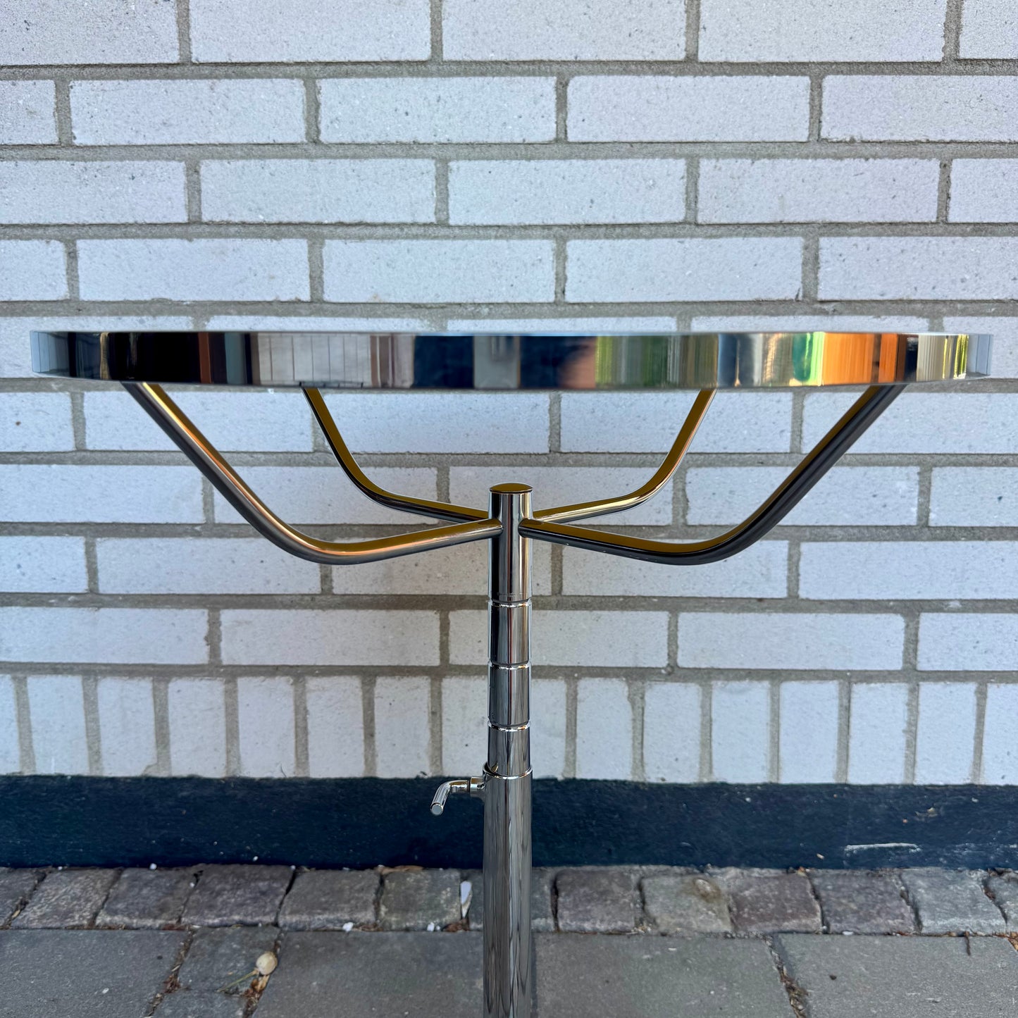 Höj och sänkbara bordet ”pronto” av DUX