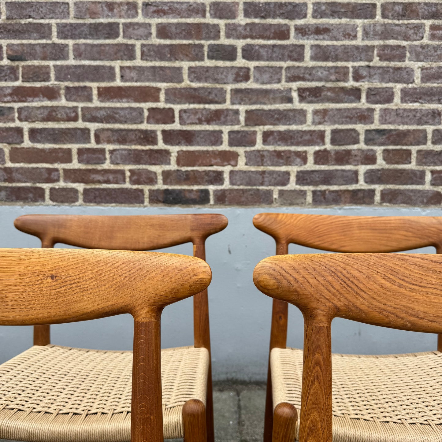 Set med 4st ”W2” stolar av Hans J. Wegner för C.M. Madsen