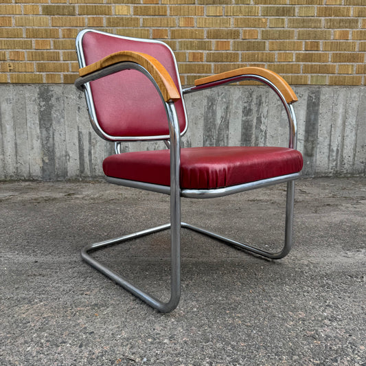 Funkisstol med röd galon