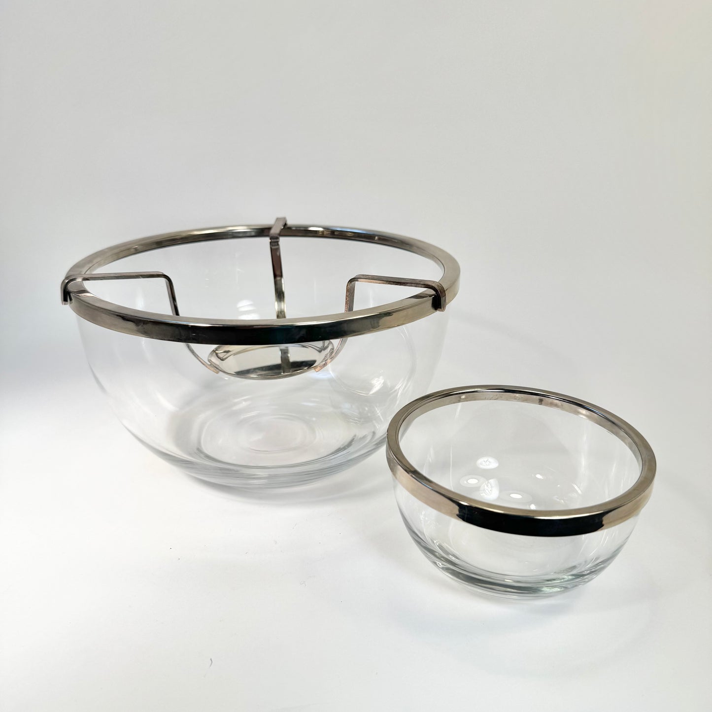 Fransk kaviarskål med nysilver