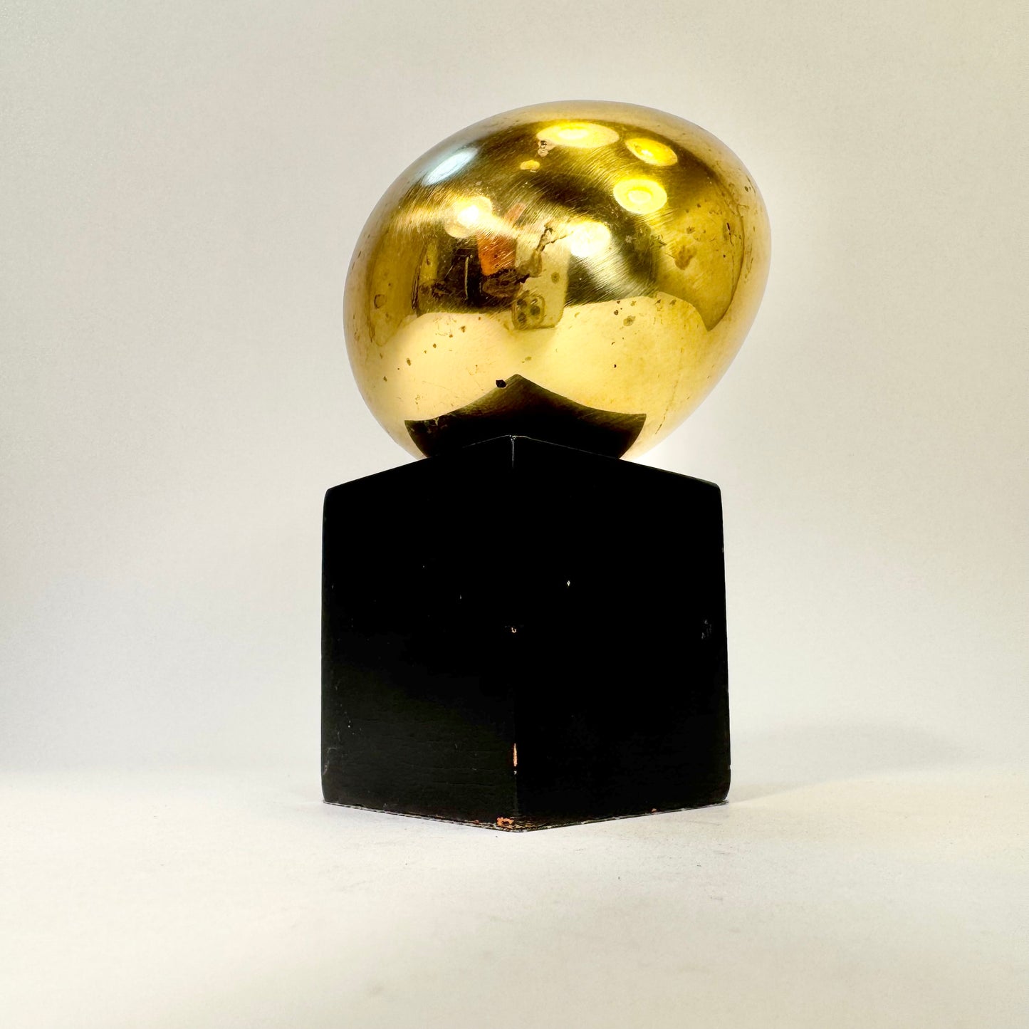 Mässing ägg från Scandia Present