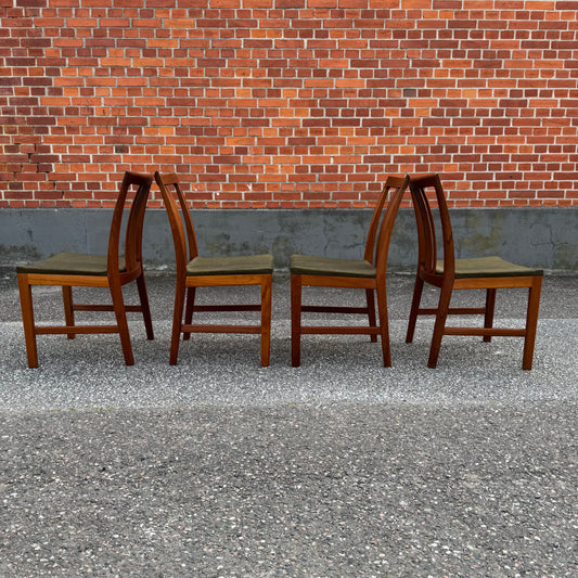 4st matstolar i teak