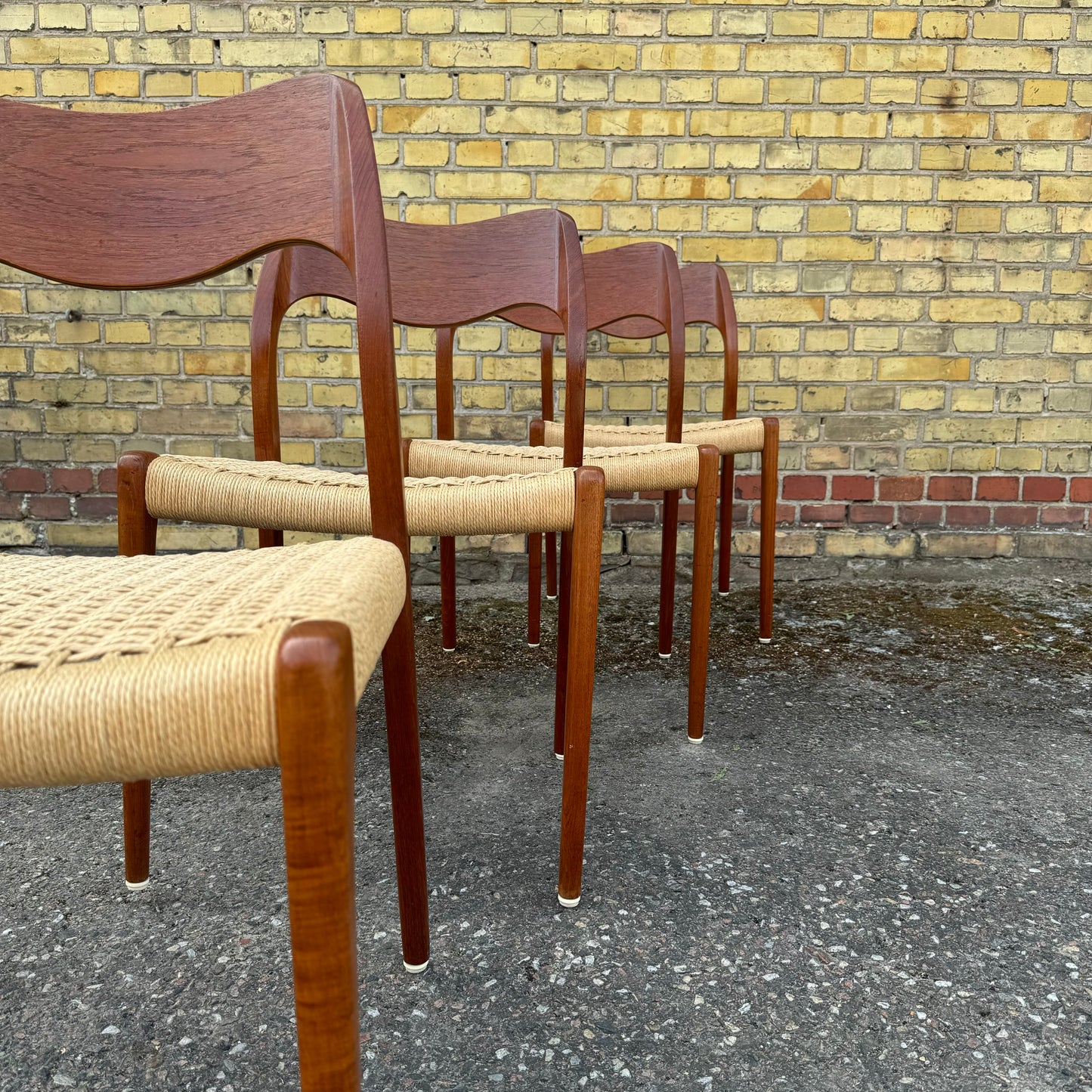 Set of 4 ”model 71” dining chairs by NO Møller