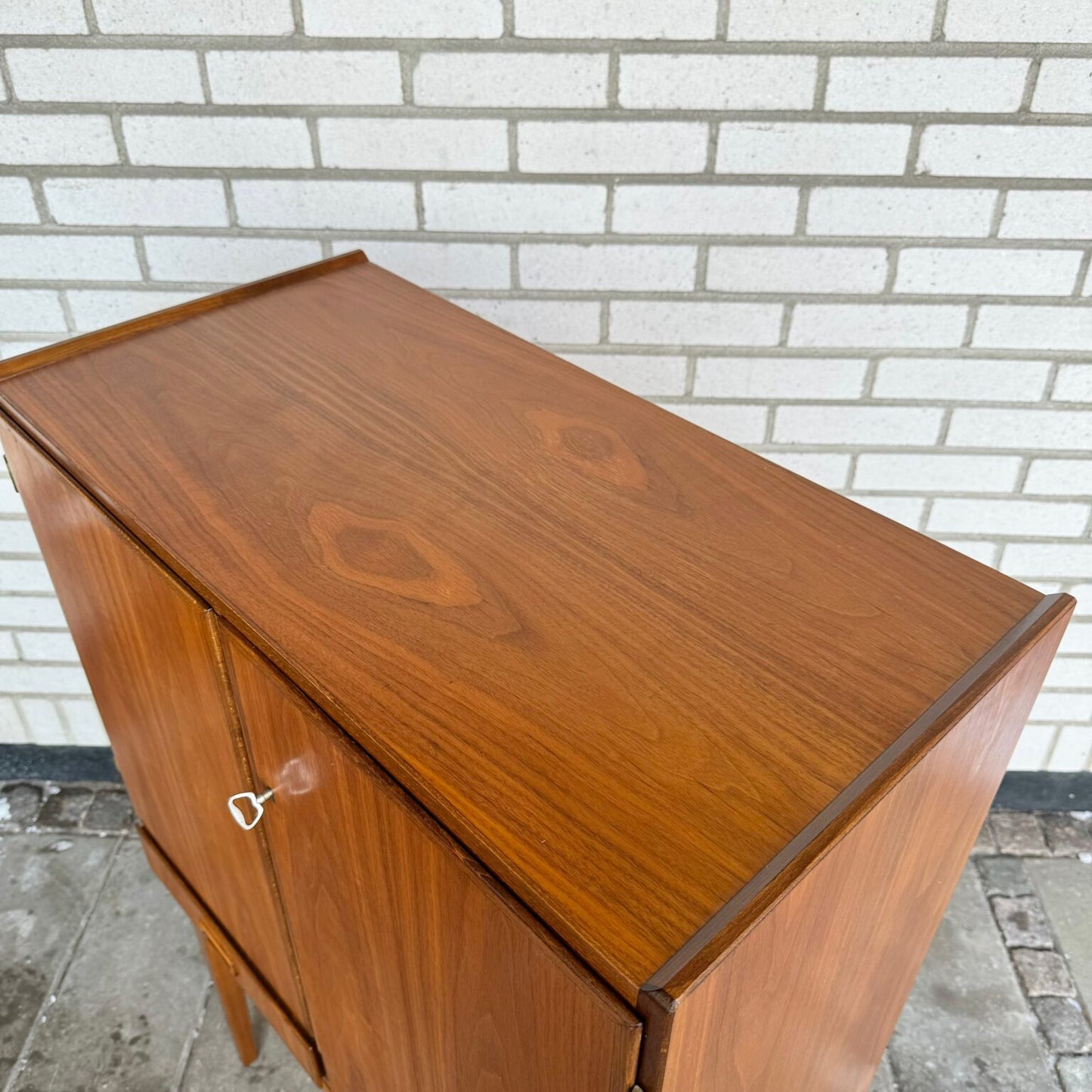 1950-60s bar cabinet with light