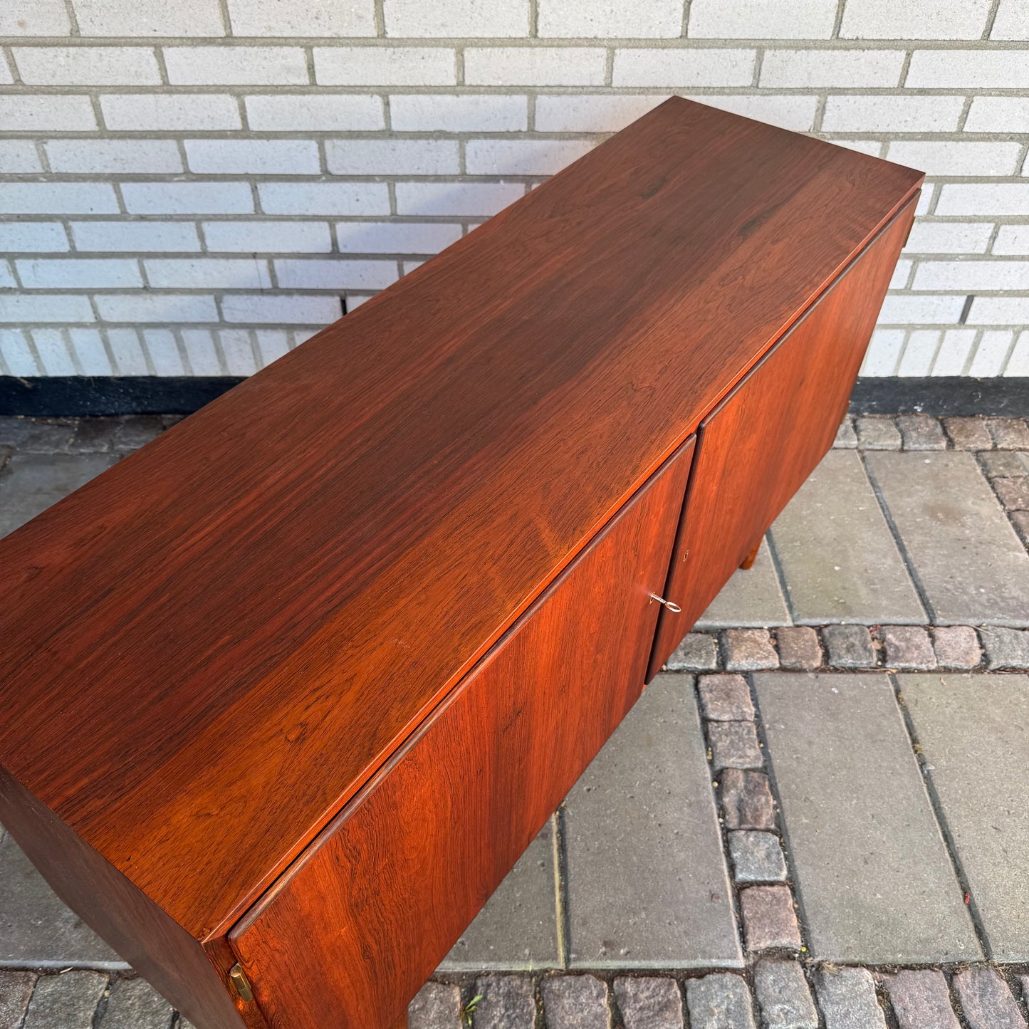 Sideboard av Poul Hundevad