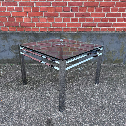 Coffe table in steel and glass