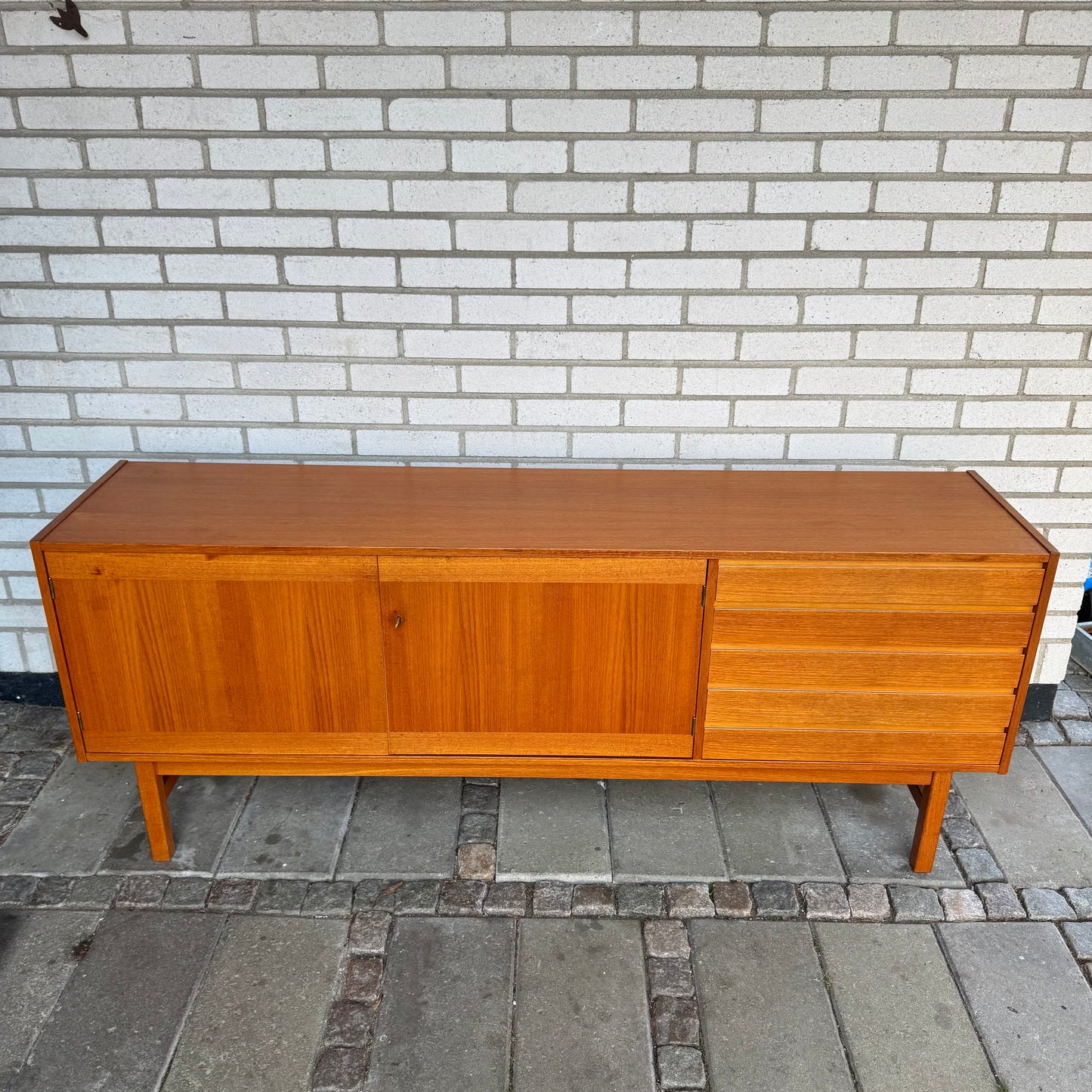 Sideboard i teak