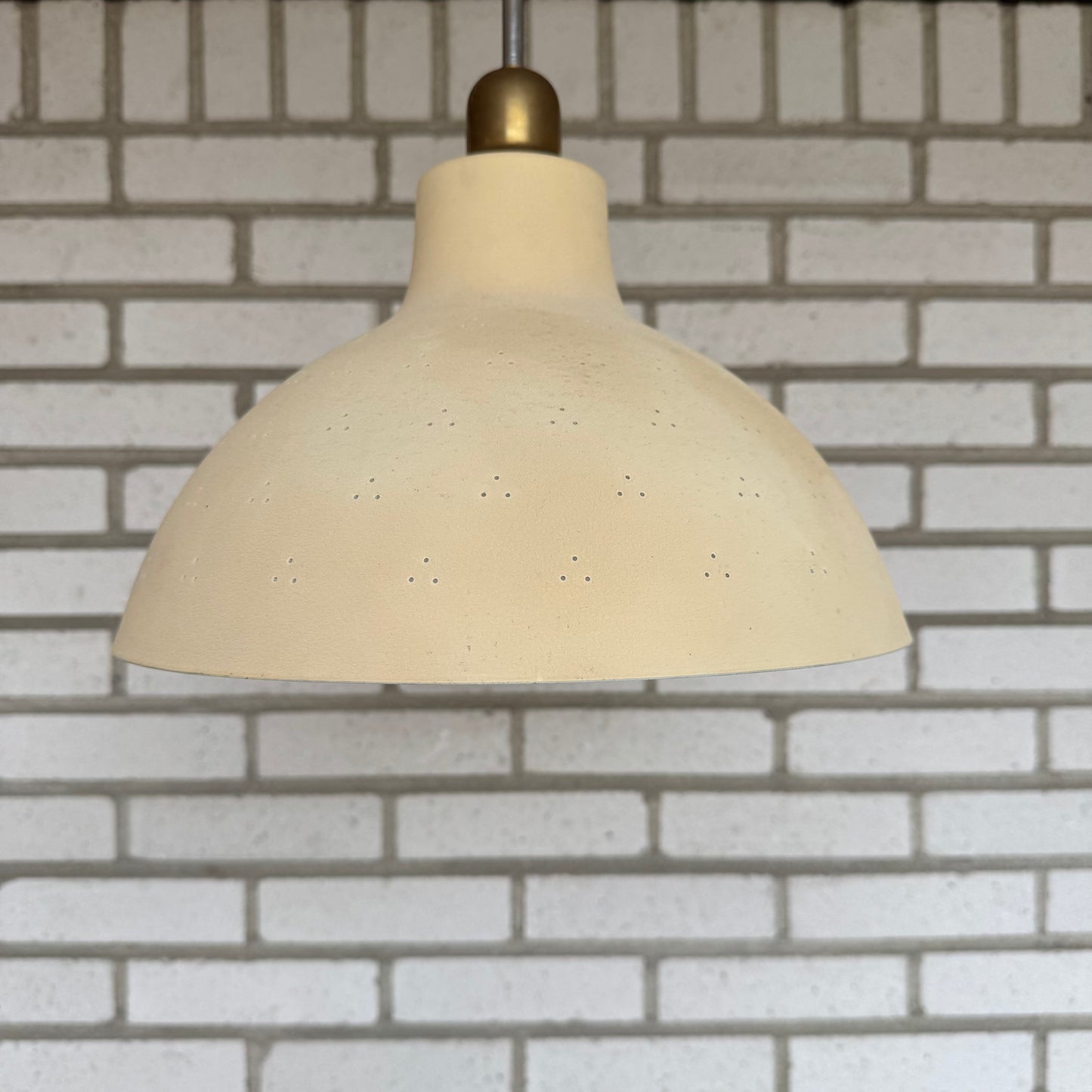 Taklampa från ASEA med peroforerad skärm