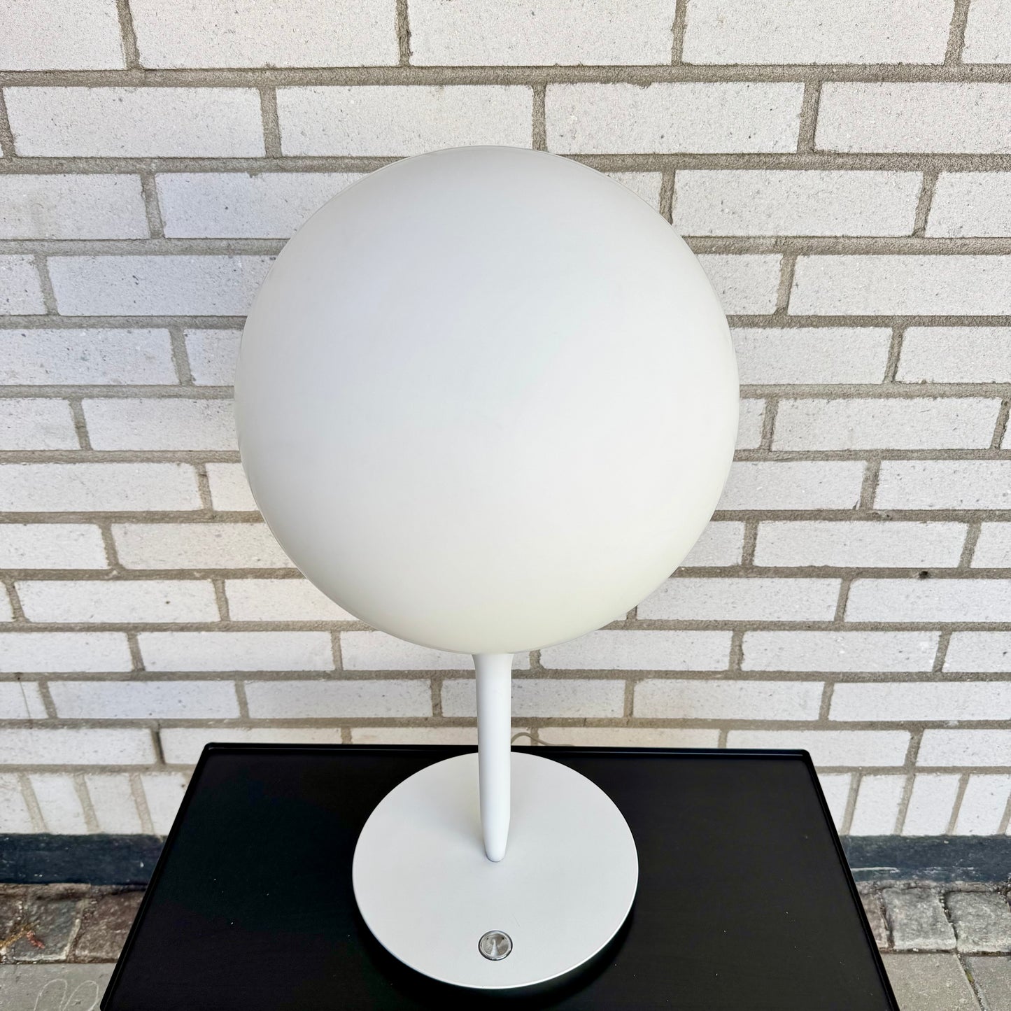 Model “castore” av Huub Ubbens & Michele de Lucchi for artemide