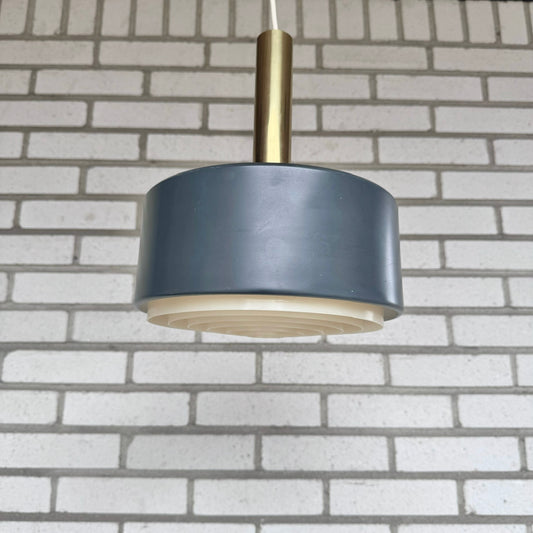 Ceiling lamp with brass details