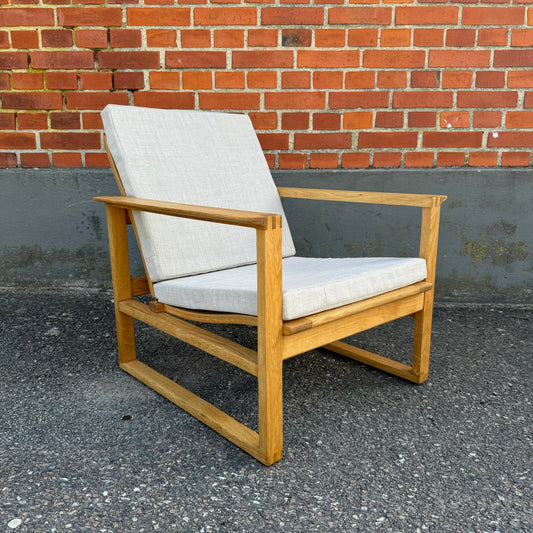 ”Sled chair” by Børge Mogensen for Fredericia furniture