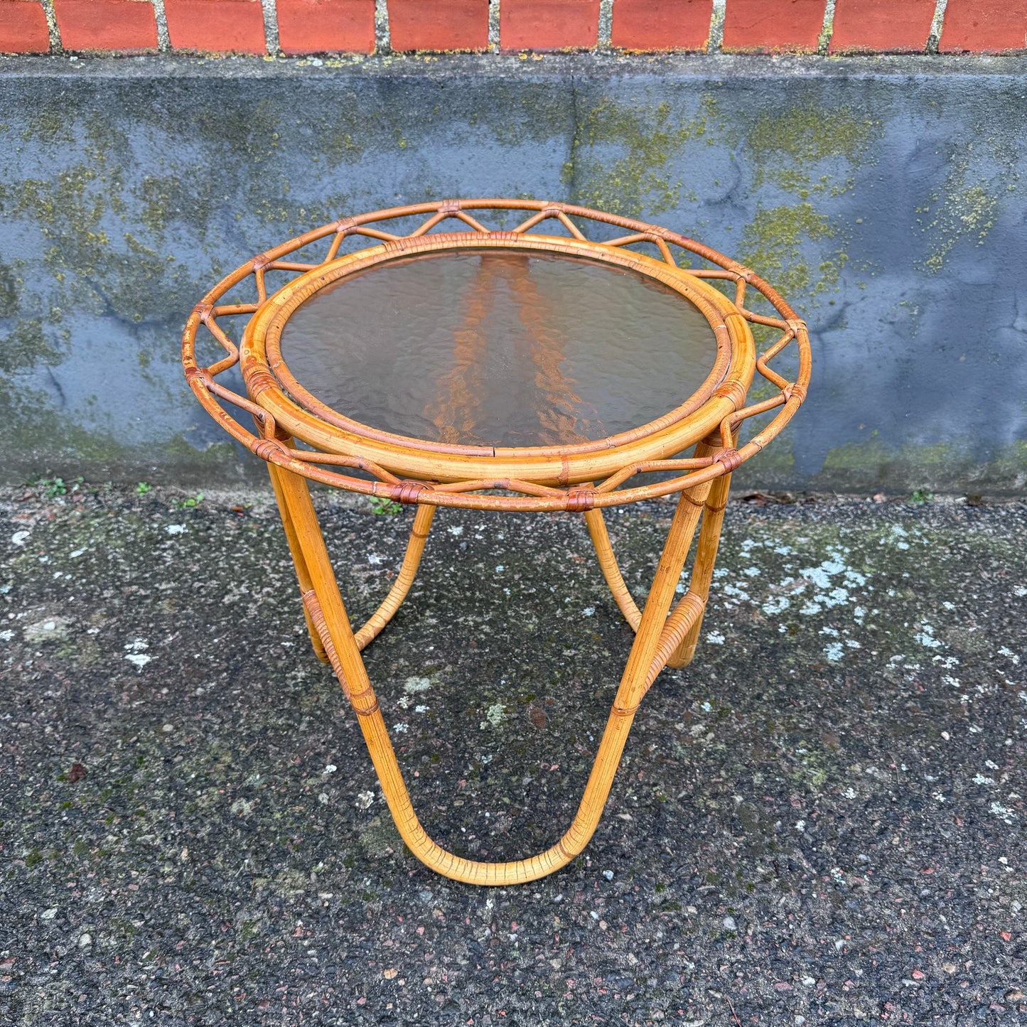 Side table in rattan