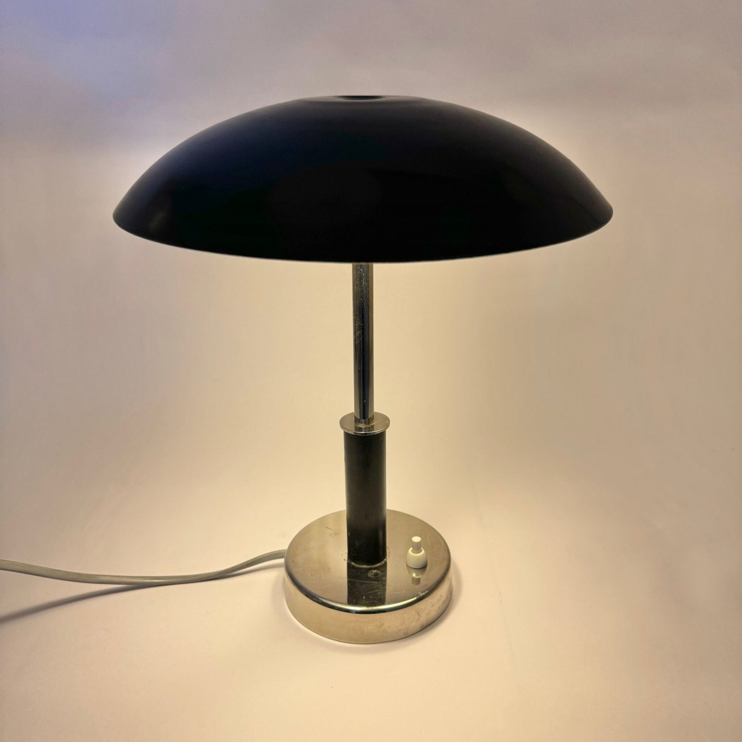 Functional 1930s table lamp