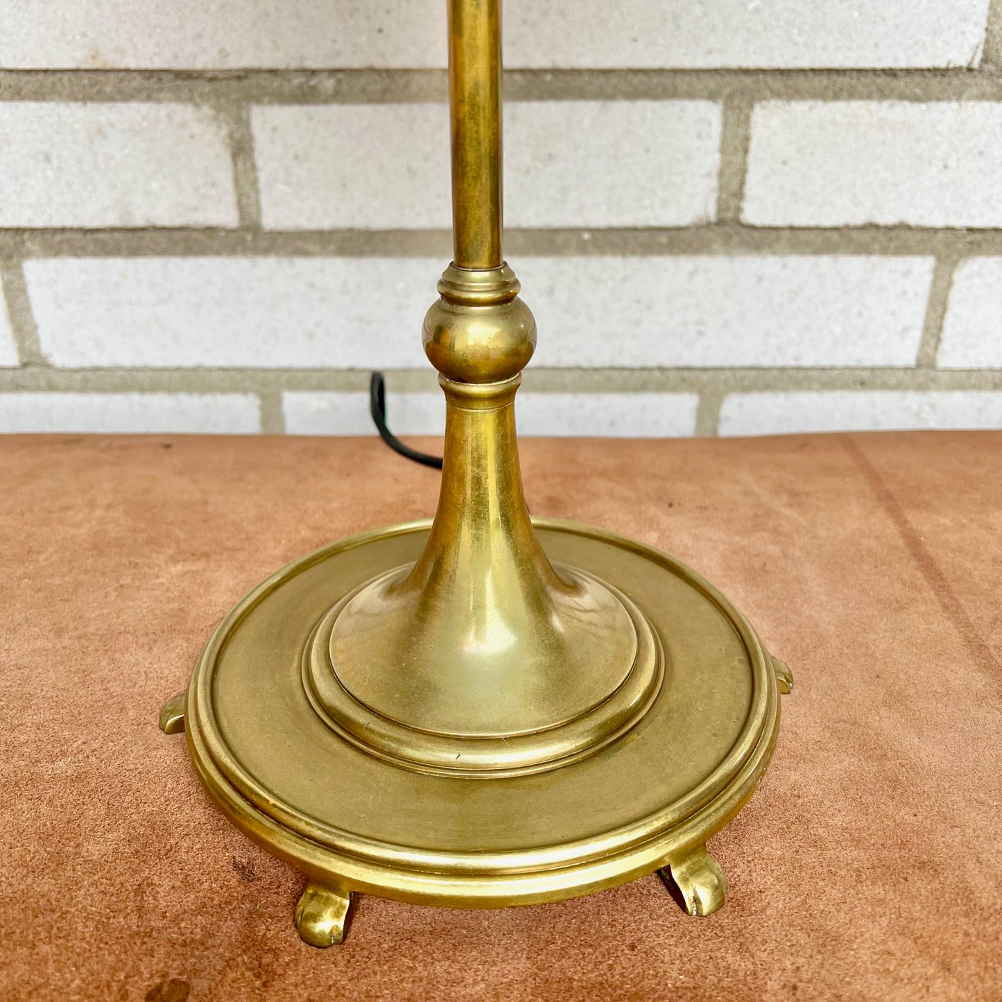 Strindbergs Table lamp in brass